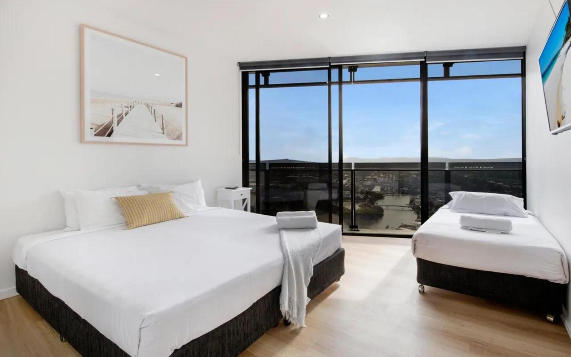 Circle On Cavill By Vaun Aparthotel Gold Coast Exterior foto