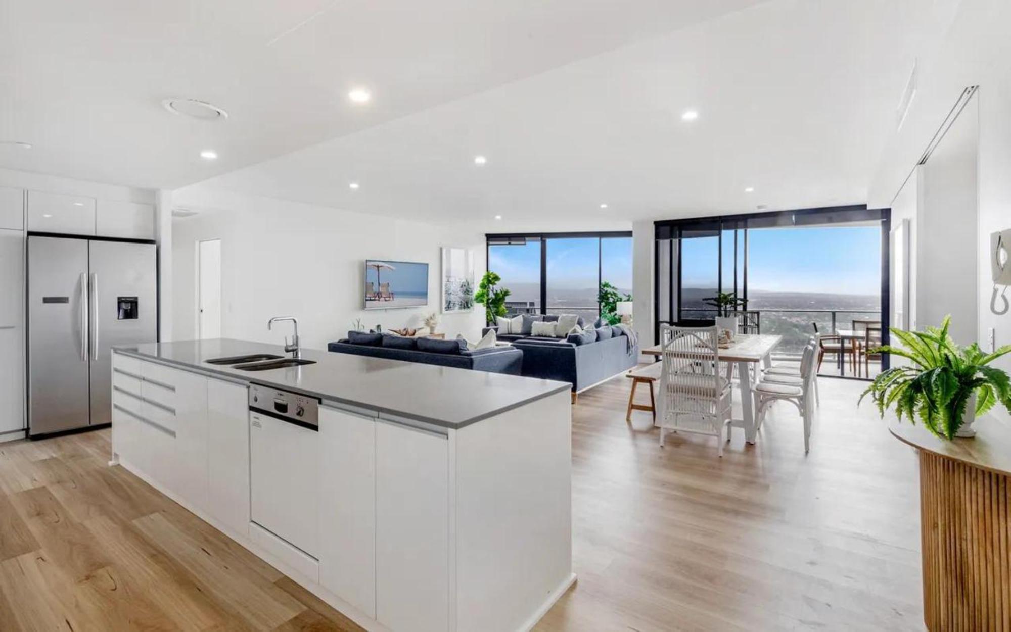 Circle On Cavill By Vaun Aparthotel Gold Coast Exterior foto