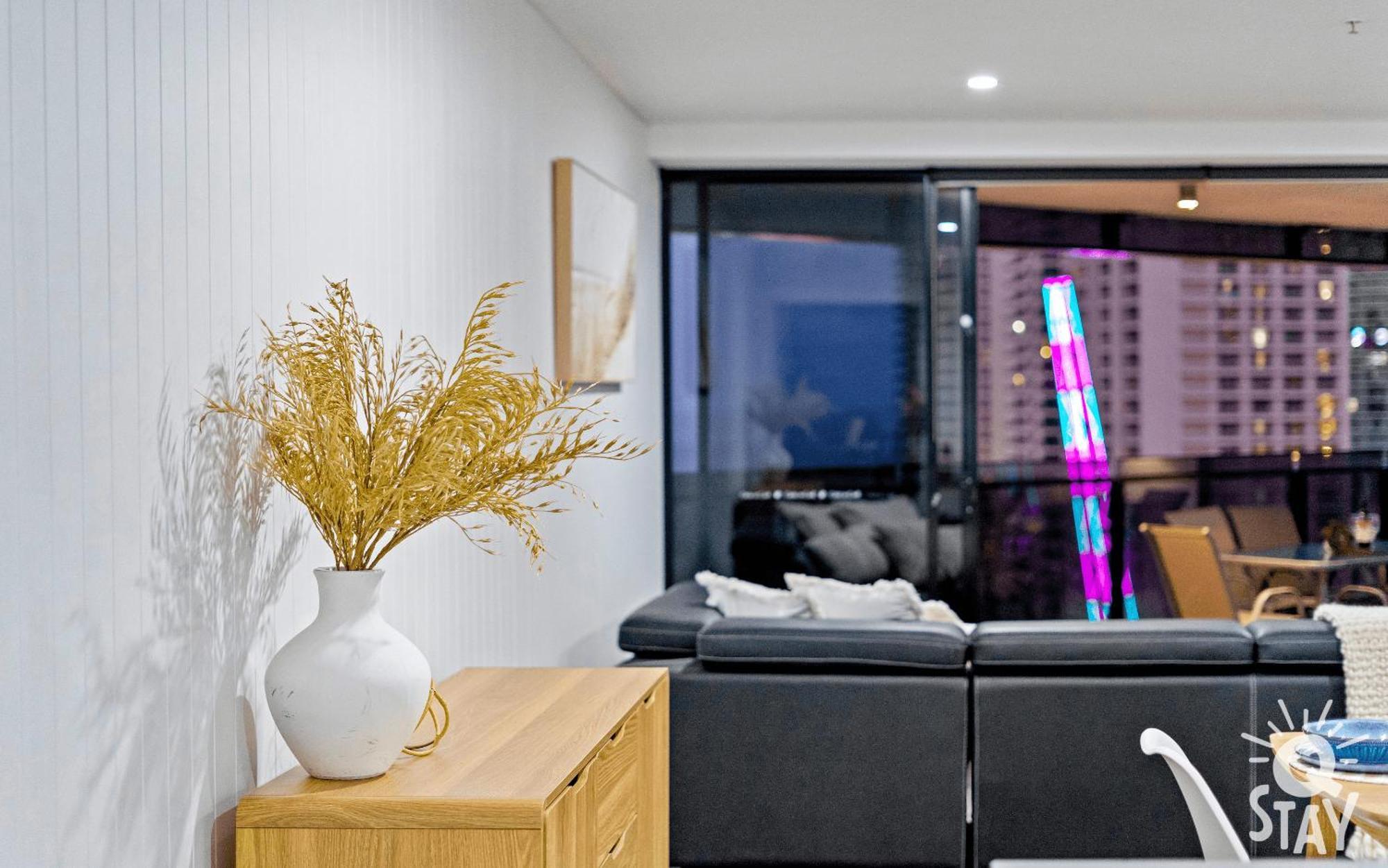 Circle On Cavill By Vaun Aparthotel Gold Coast Exterior foto